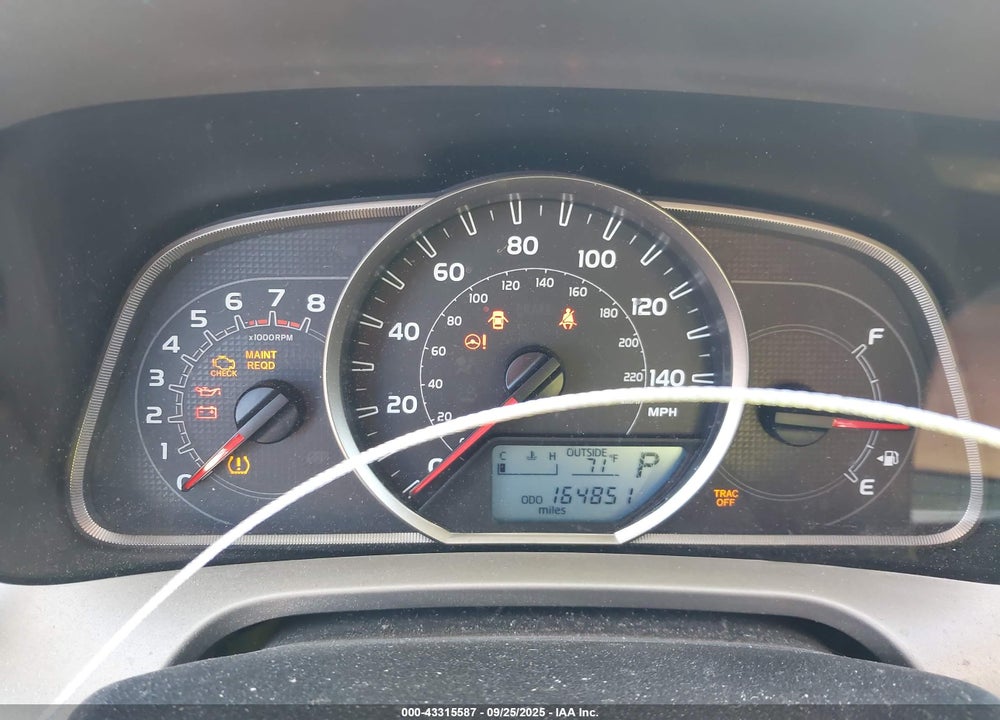 2015 TOYOTA RAV4 LE VIN: 2T3ZFREV7FW190267