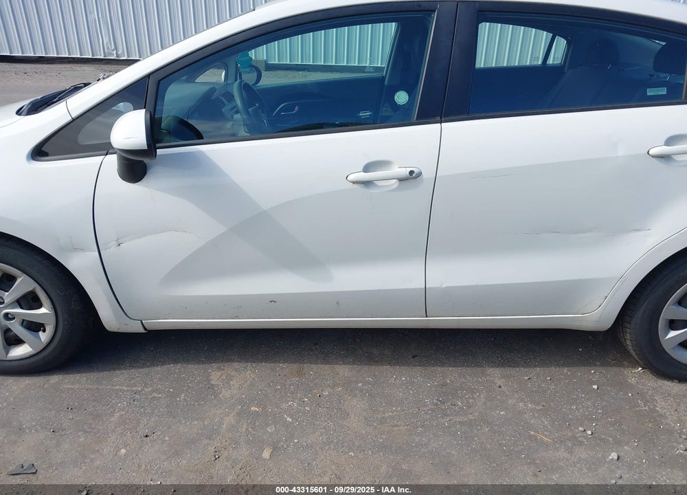 2015 KIA RIO VIN: KNADM4A39F6492441