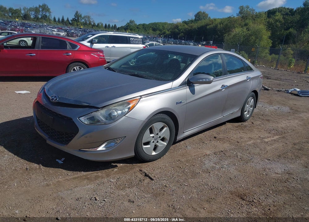 2012 HYUNDAI SONATA HYBRID VIN: KMHEC4A45CA042065