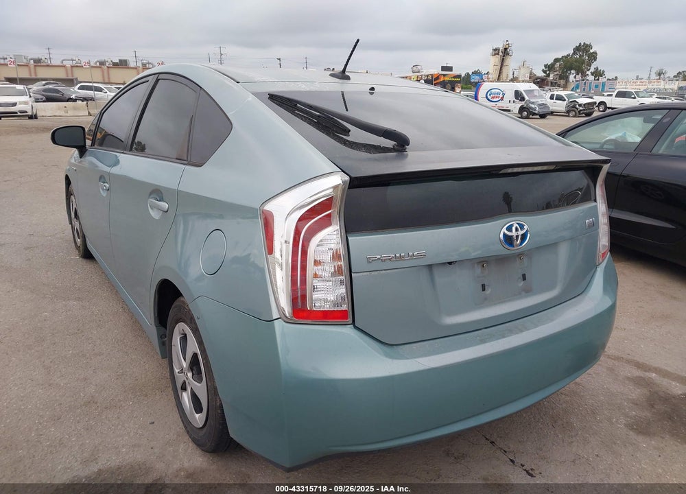 2013 TOYOTA PRIUS THREE VIN: JTDKN3DU7D5680125