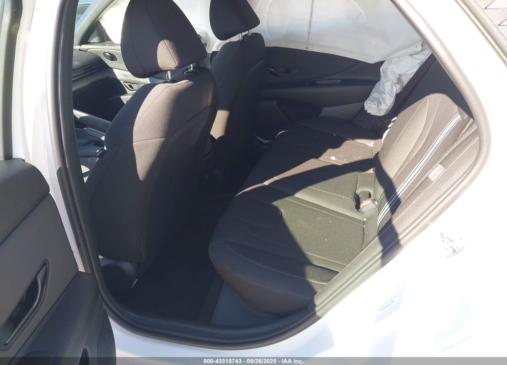 2025 HYUNDAI ELANTRA SEL SPORT VIN: KMHLM4DG0SU079628