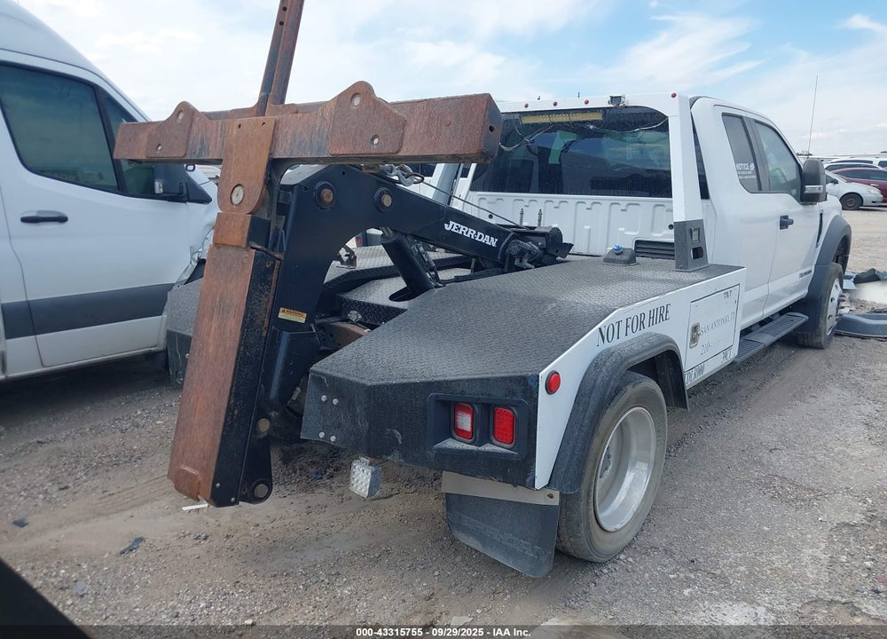 2017 FORD F-550 CHASSIS XLT VIN: 1FD0X5GT3HEE20662