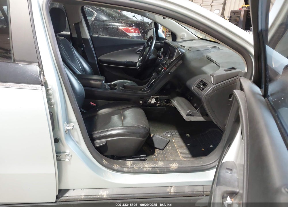 2012 CHEVROLET VOLT VIN: 1G1RD6E42CU102755