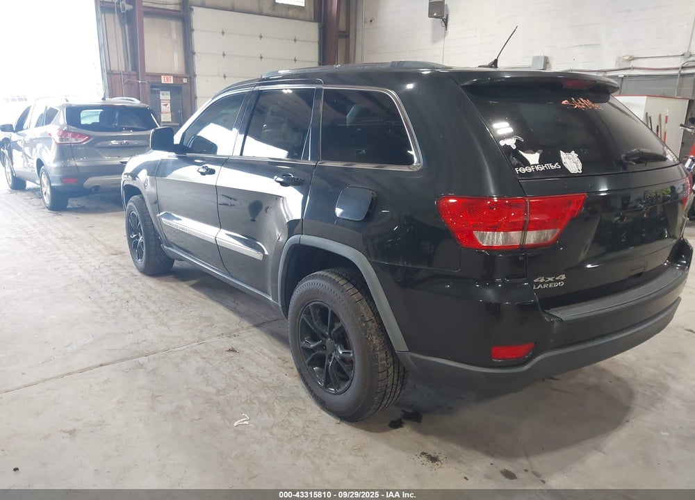 2011 JEEP GRAND CHEROKEE VIN: 1J4RR4GG3BC515383