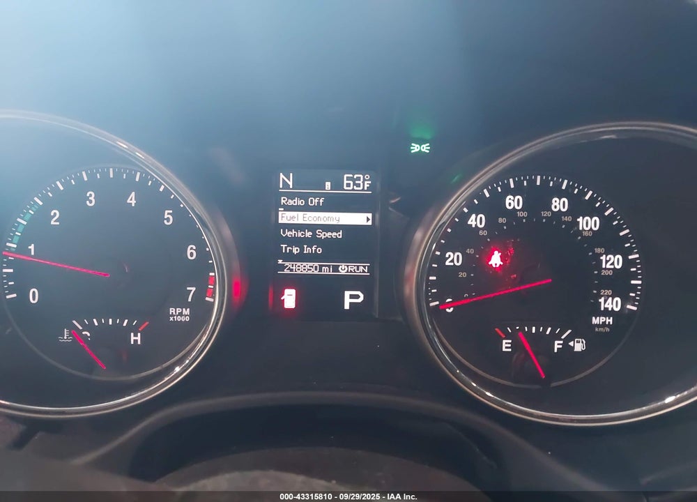 2011 JEEP GRAND CHEROKEE VIN: 1J4RR4GG3BC515383