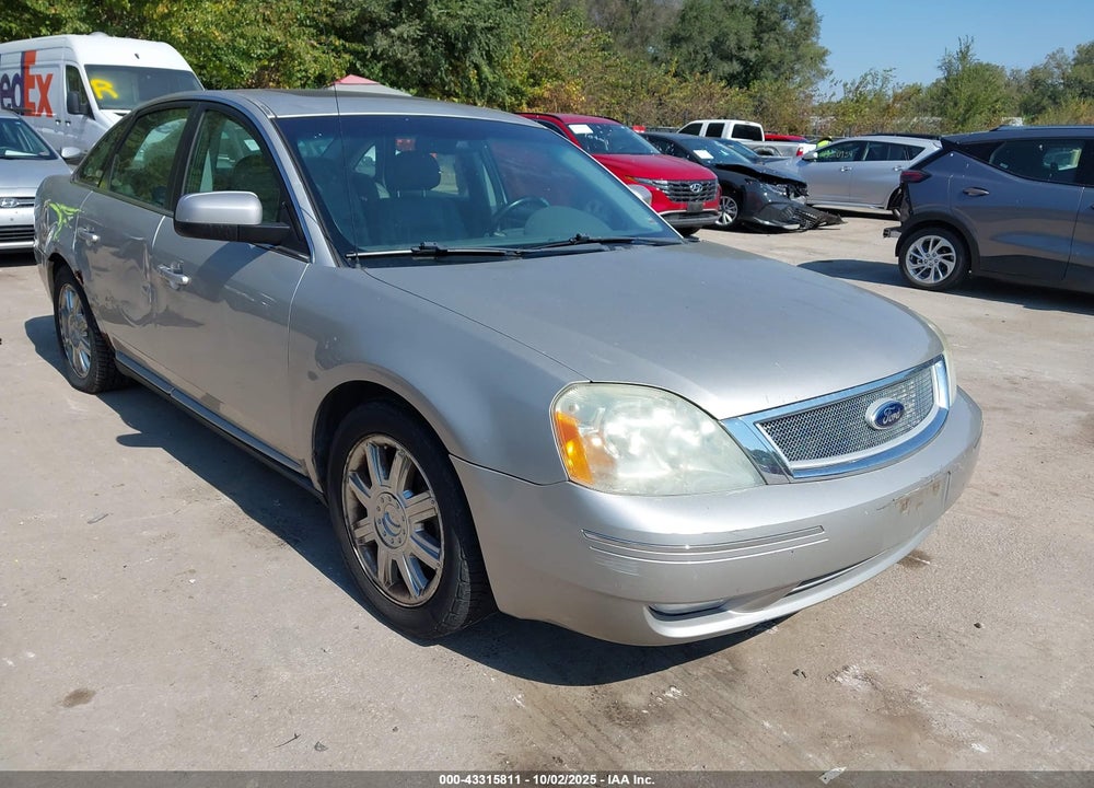 2007 FORD FIVE HUNDRED SEL VIN: 1FAHP24117G102881