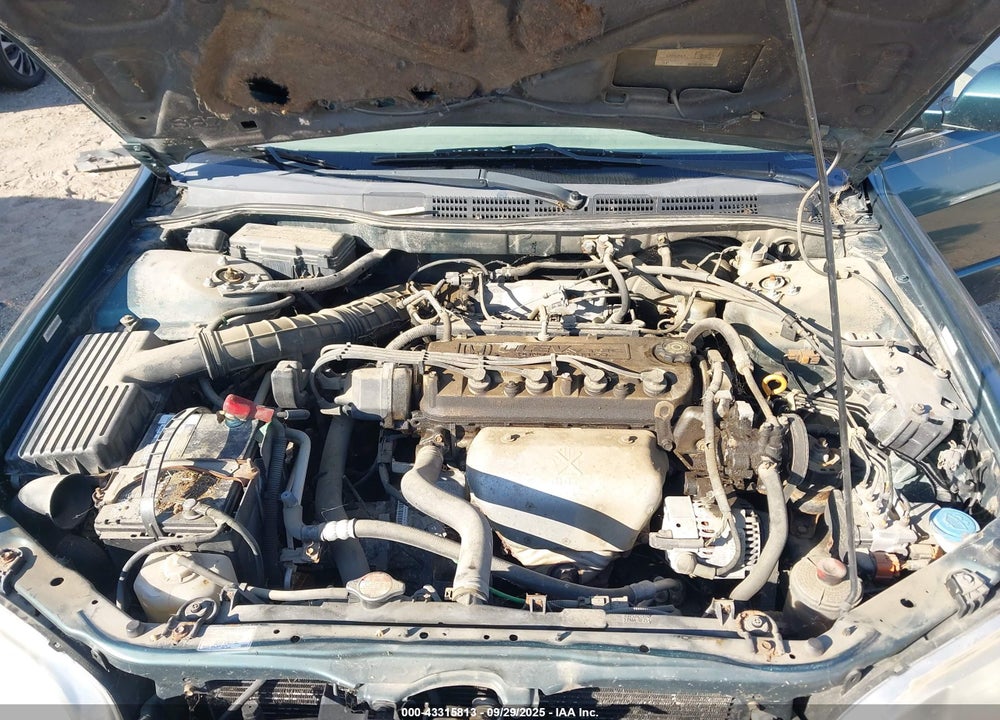2002 HONDA ACCORD 2.3 EX VIN: JHMCG65892C002677