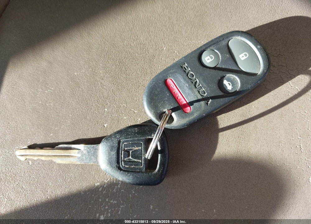 2002 HONDA ACCORD 2.3 EX VIN: JHMCG65892C002677
