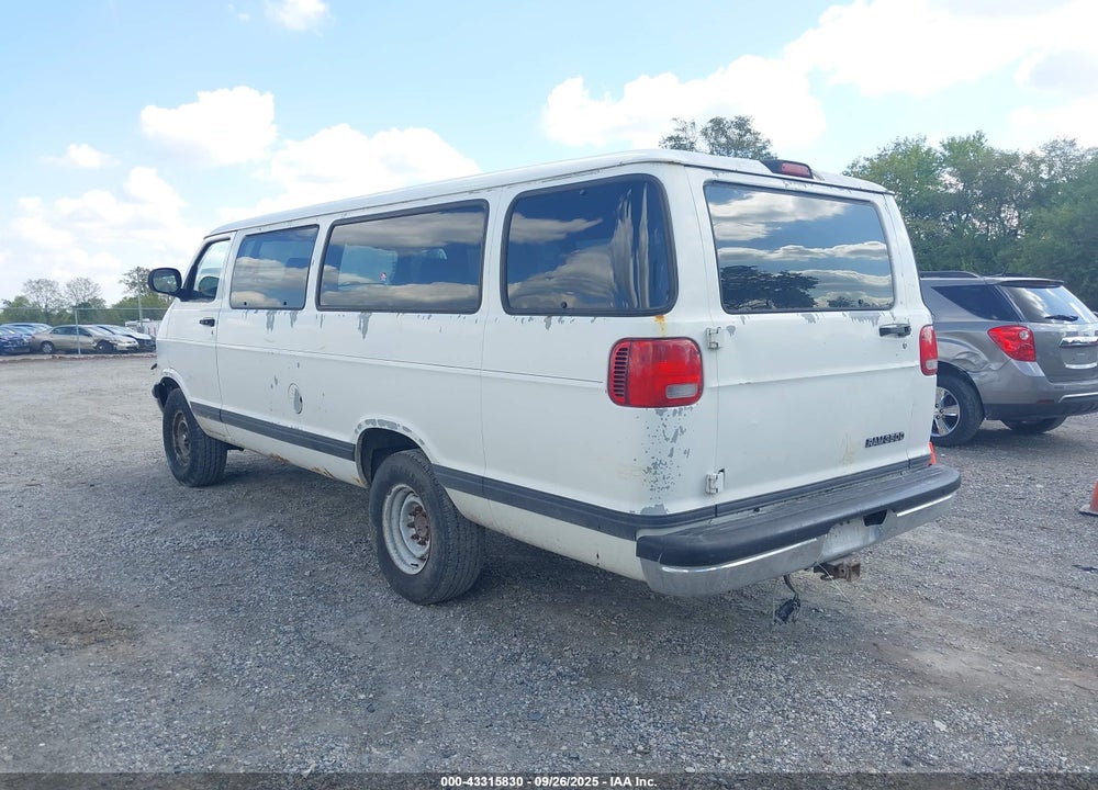 2002 DODGE RAM WAGON 3500 VIN: 2B5WB35Z72K136844