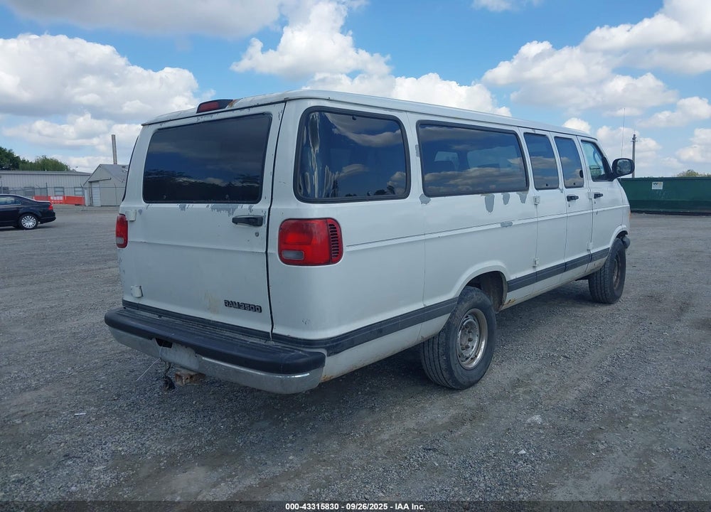 2002 DODGE RAM WAGON 3500 VIN: 2B5WB35Z72K136844