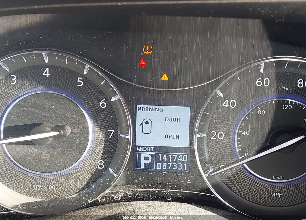 2011 INFINITI QX56 VIN: JN8AZ2NC5B9302671