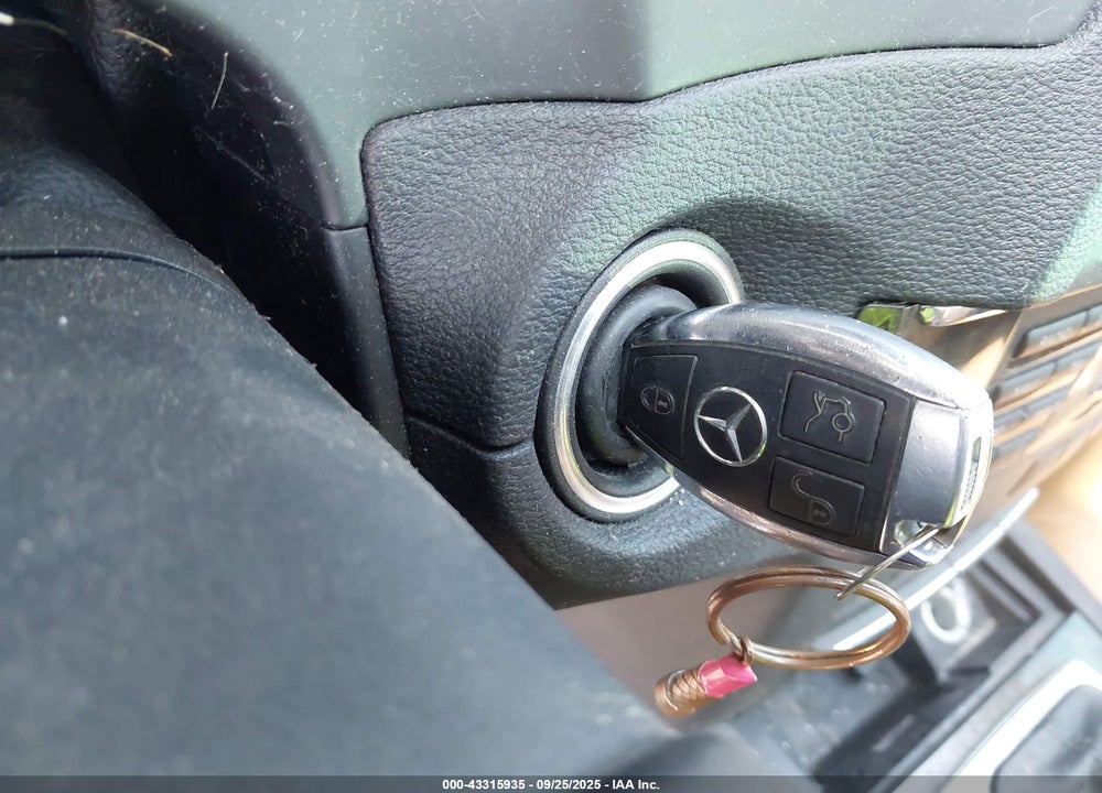 2012 MERCEDES-BENZ E-CLASS VIN: WDDKJ5KB4CF156700