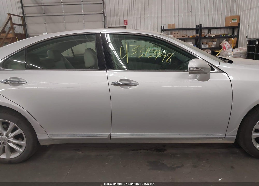 2011 LEXUS ES 350 VIN: JTHBK1EG2B2469918
