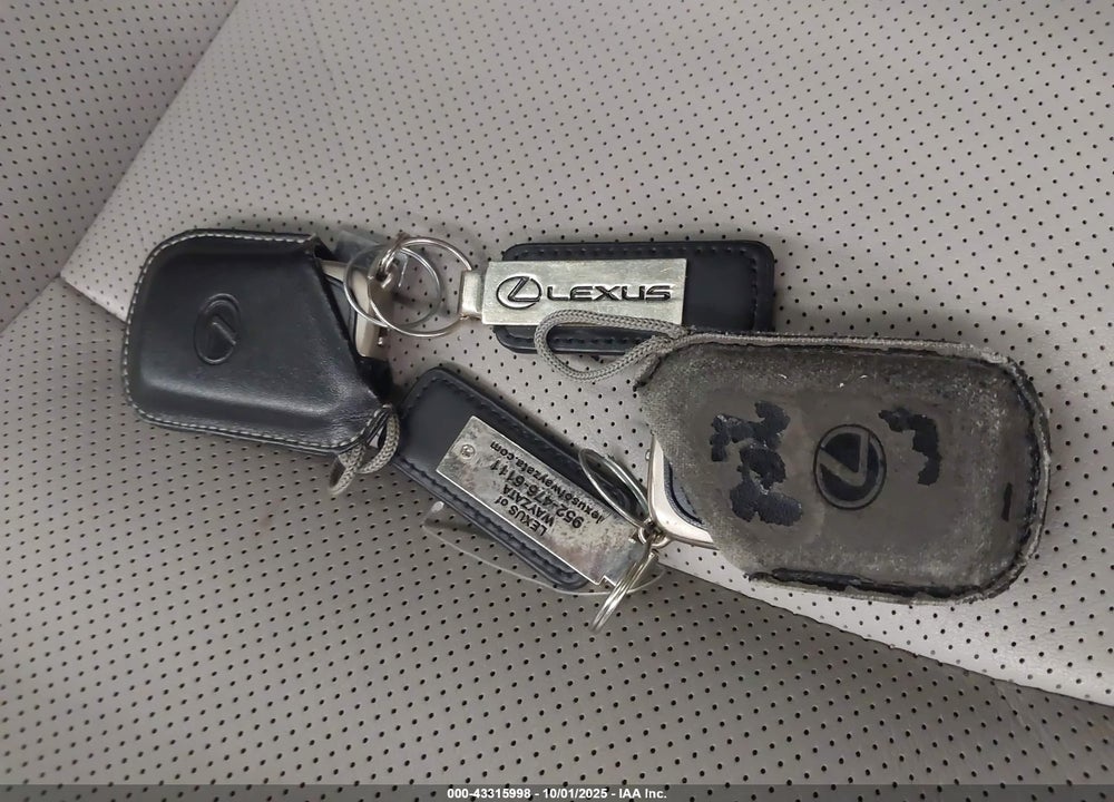 2011 LEXUS ES 350 VIN: JTHBK1EG2B2469918