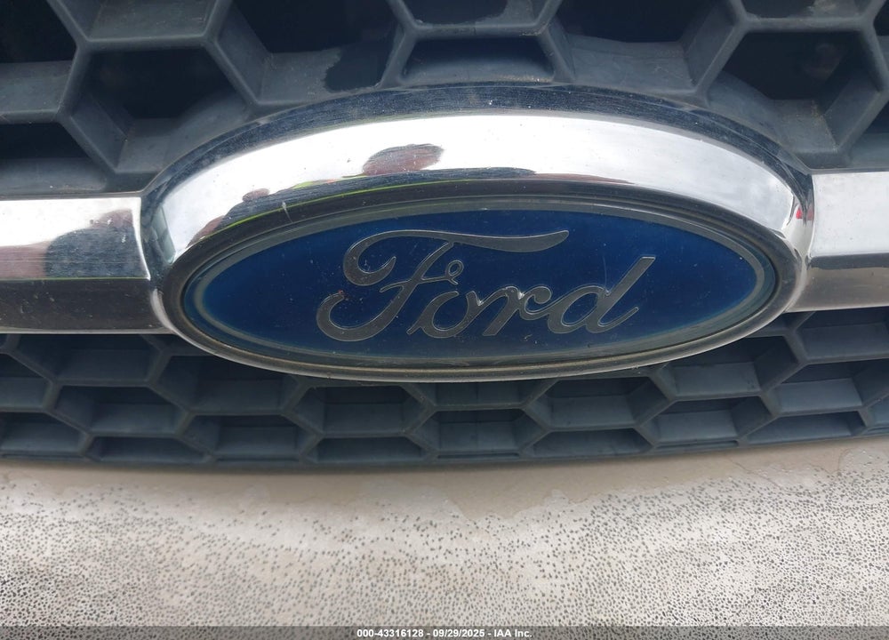 2001 FORD TAURUS SES VIN: 1FAFP55201G227894