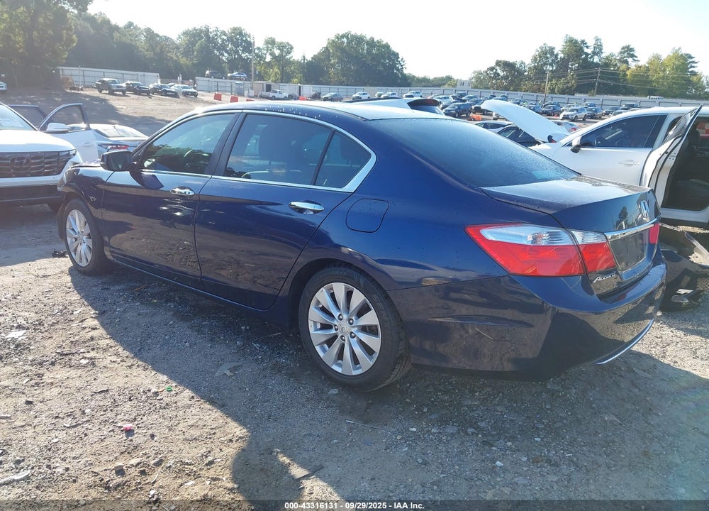 2015 HONDA ACCORD VIN: 1HGCR2F79FA214685