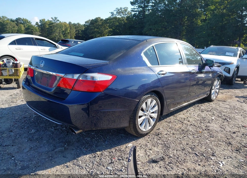 2015 HONDA ACCORD VIN: 1HGCR2F79FA214685