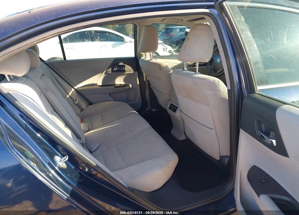 2015 HONDA ACCORD VIN: 1HGCR2F79FA214685