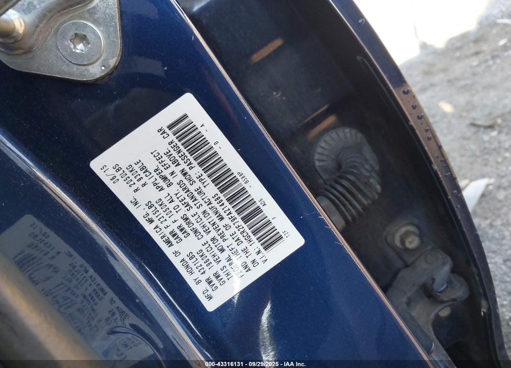 2015 HONDA ACCORD VIN: 1HGCR2F79FA214685
