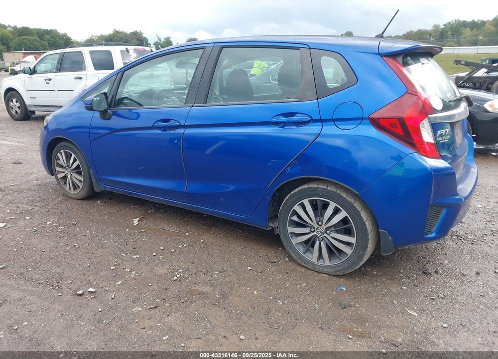 2015 HONDA FIT VIN: 3HGGK5H85FM721129
