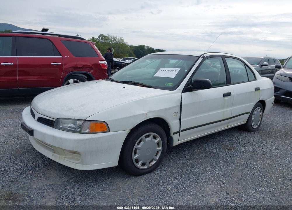 2001 MITSUBISHI MIRAGE ES VIN: JA3AY26C11U038582