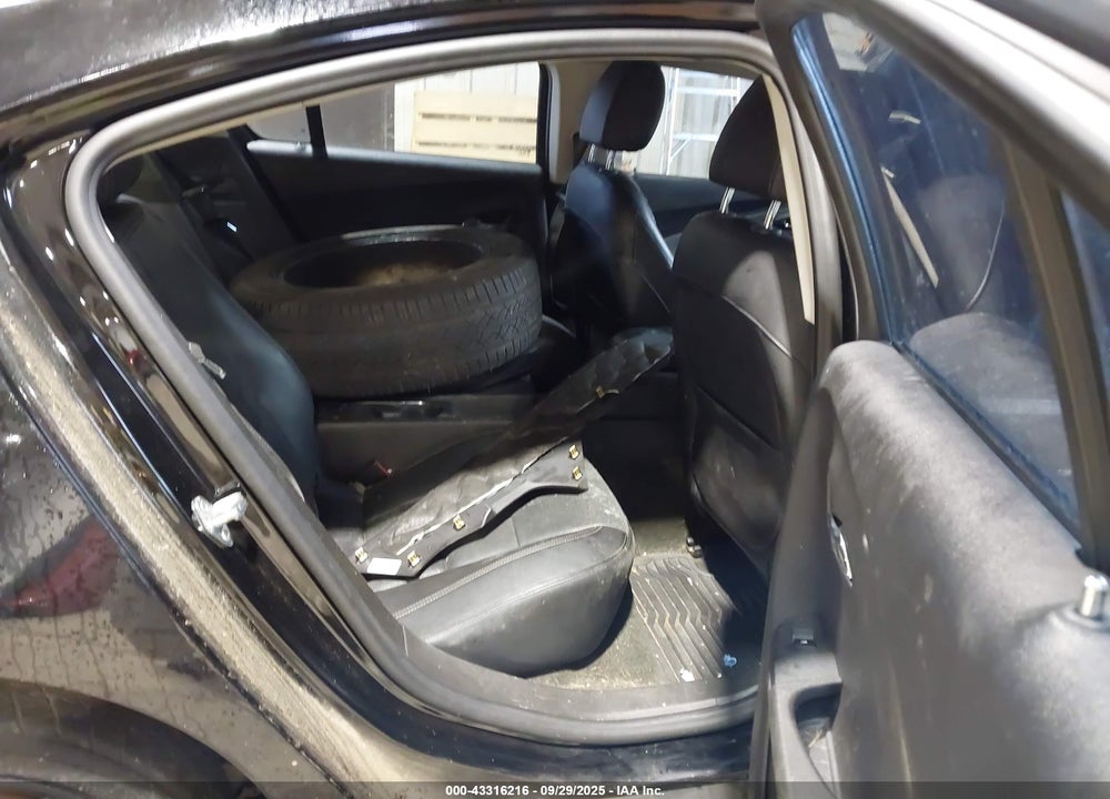 2012 CHEVROLET VOLT VIN: 1G1RB6E4XCU112536