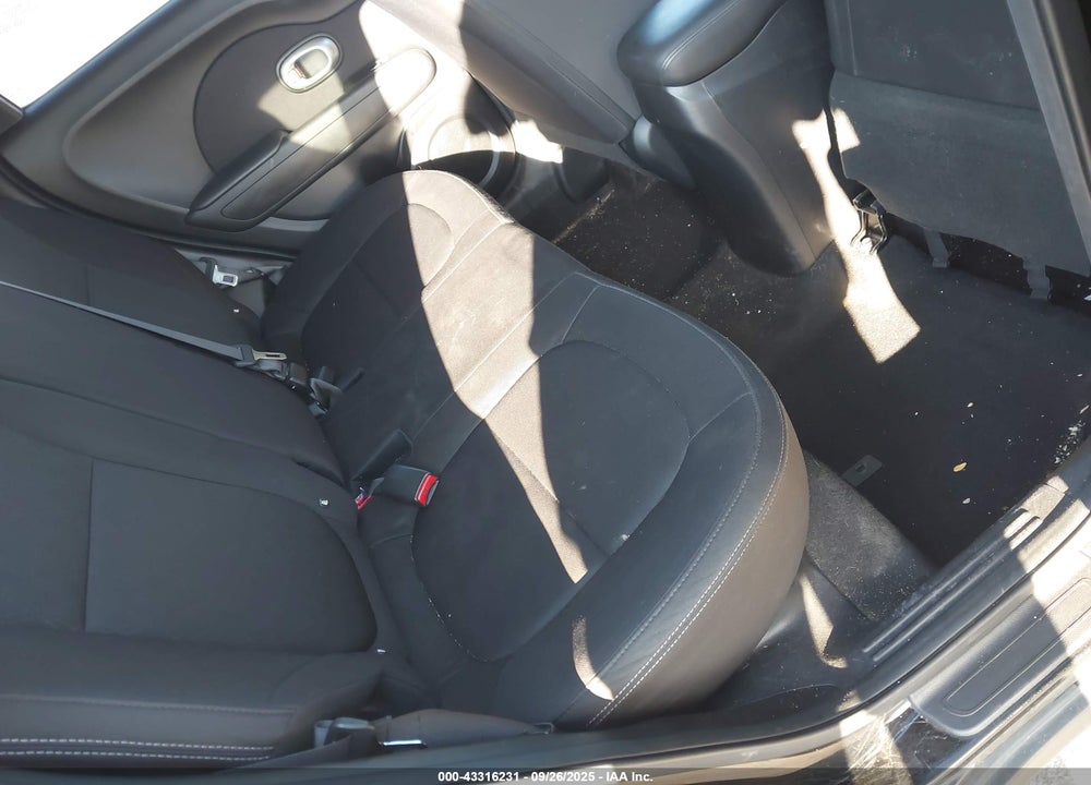 2019 KIA SOUL VIN: KNDJN2A20K7683104