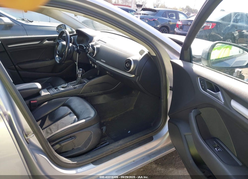 2016 AUDI A3 VIN: WAUB8GFF0G1082366