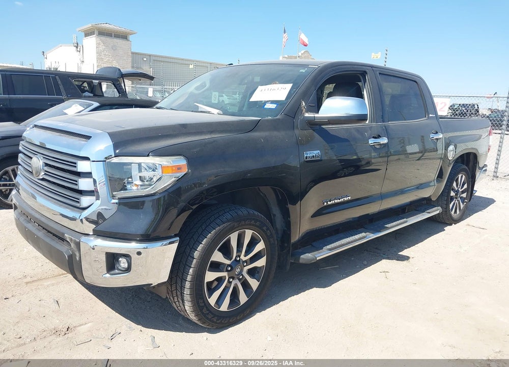2018 TOYOTA TUNDRA LIMITED 5.7L V8 VIN: 5TFFY5F10JX238505