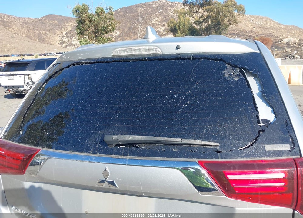 2020 MITSUBISHI OUTLANDER VIN: JA4AZ3A39LZ026871