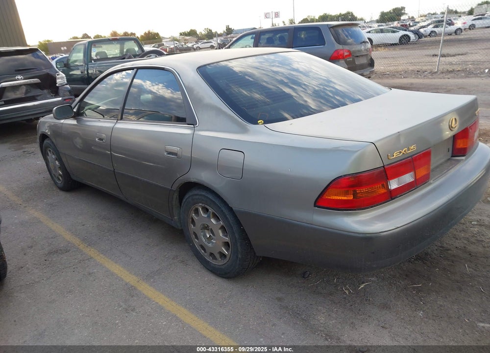 1997 LEXUS ES 300 VIN: JT8BF22G1V0030157