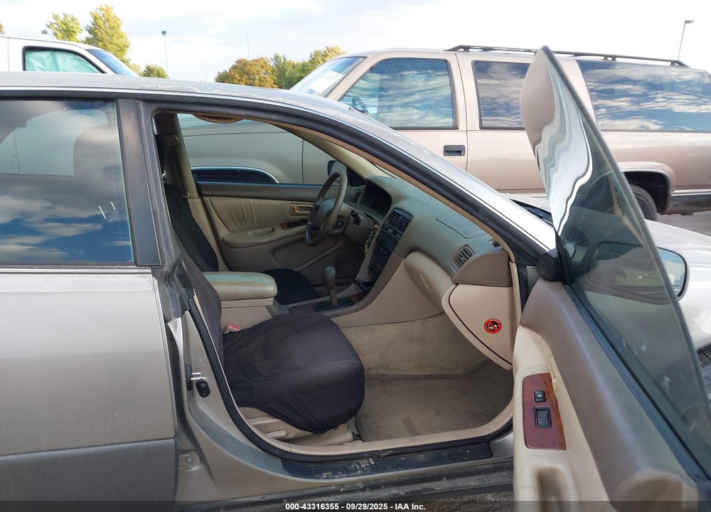 1997 LEXUS ES 300 VIN: JT8BF22G1V0030157