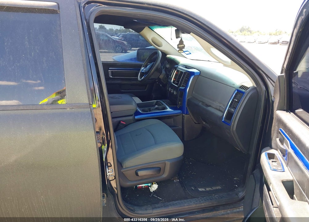 2013 RAM 1500 VIN: 1C6RR6FT4DS680729