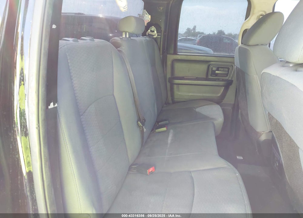 2013 RAM 1500 VIN: 1C6RR6FT4DS680729