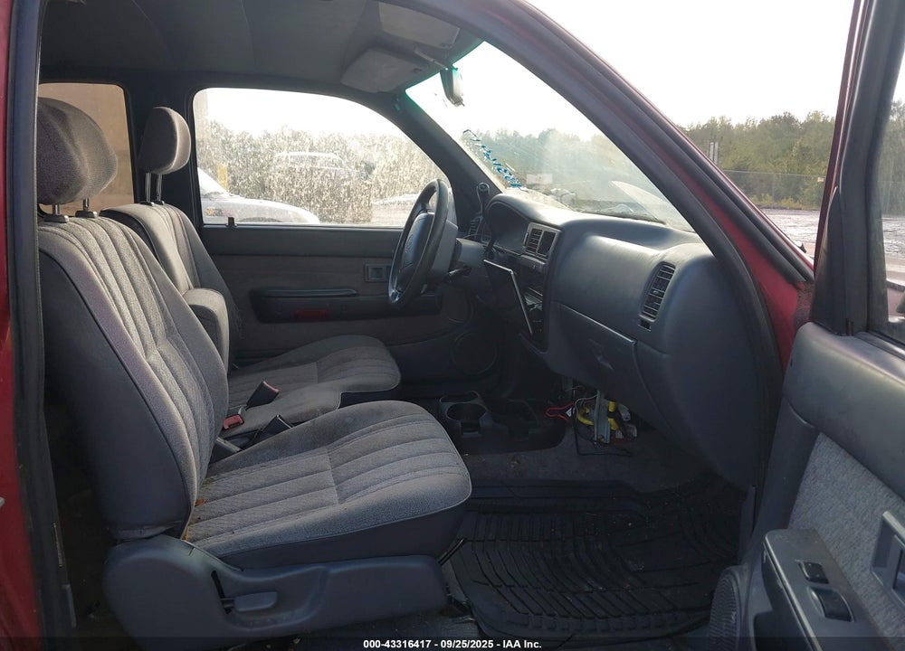 1997 TOYOTA TACOMA VIN: 4TAVL52N9VZ319320