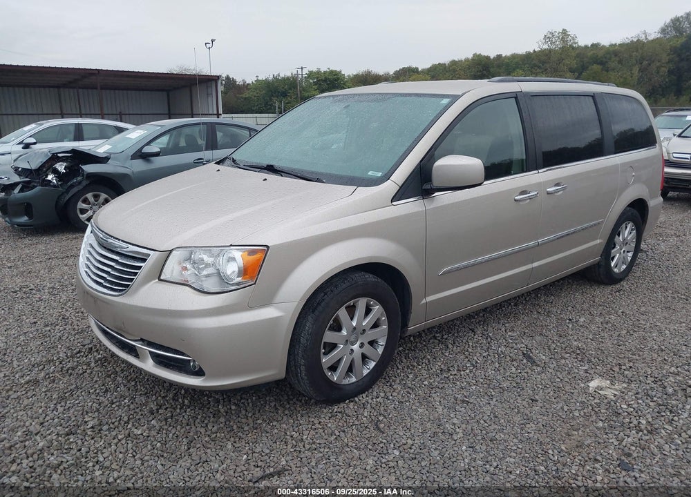 2016 CHRYSLER TOWN & COUNTRY VIN: 2C4RC1BG1GR253150