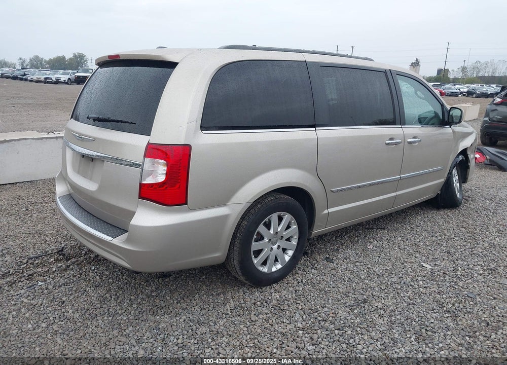 2016 CHRYSLER TOWN & COUNTRY VIN: 2C4RC1BG1GR253150