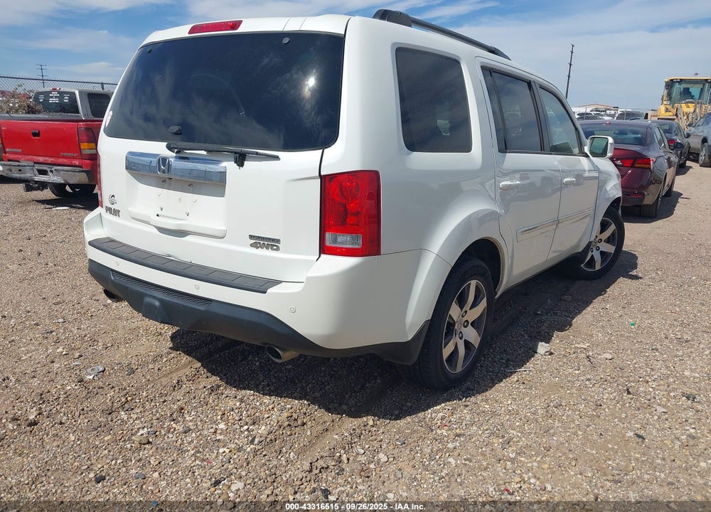 2013 HONDA PILOT TOURING VIN: 5FNYF4H92DB023184