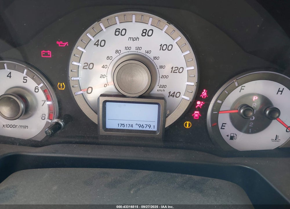 2013 HONDA PILOT TOURING VIN: 5FNYF4H92DB023184