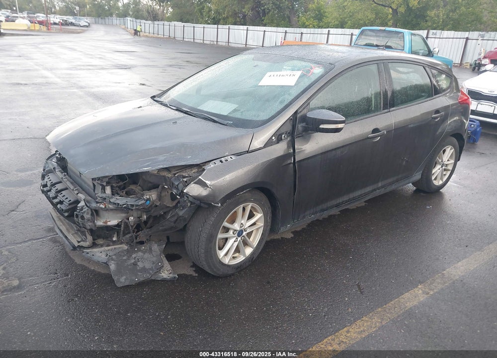 2015 FORD FOCUS SE VIN: 1FADP3K24FL231400