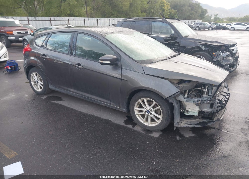 2015 FORD FOCUS SE VIN: 1FADP3K24FL231400