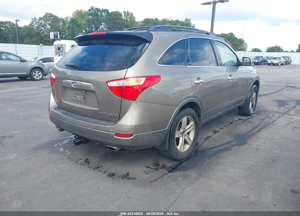 2010 HYUNDAI VERACRUZ VIN: KM8NUDCC8AU132582