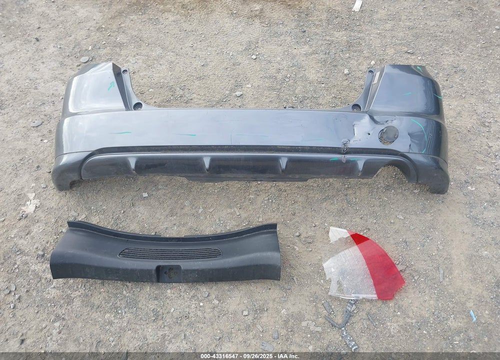 2013 HONDA FIT VIN: JHMGE8H52DC041344