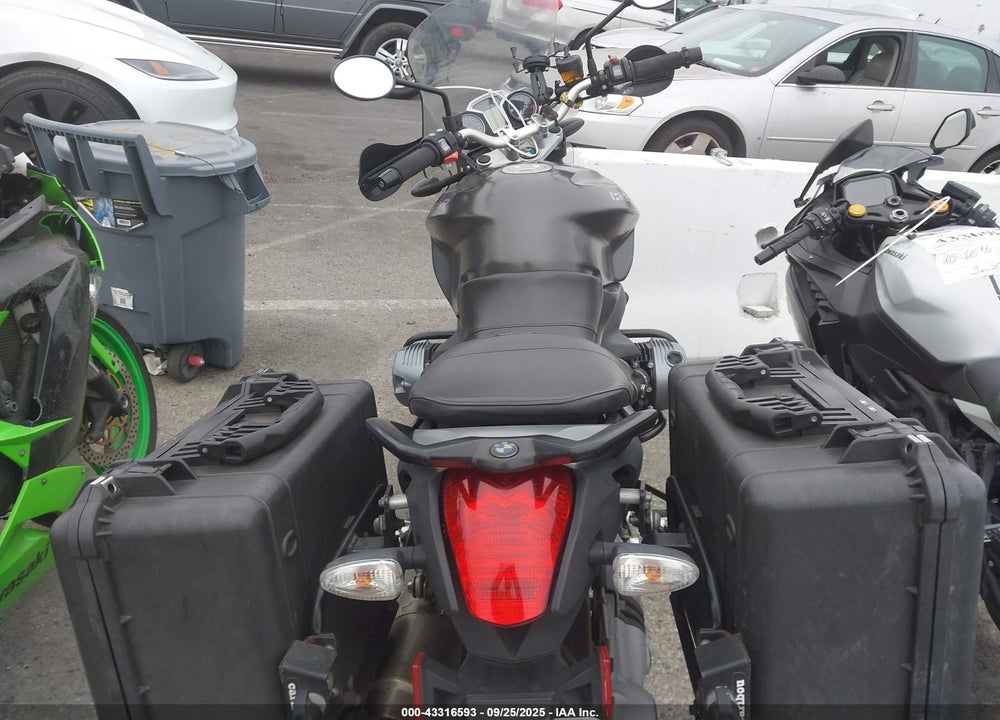 2011 BMW R1200 R VIN: WB1049006BZX96595