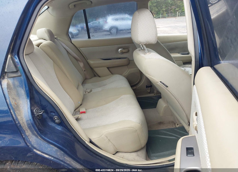 2008 NISSAN VERSA 1.8SL VIN: 3N1BC11E98L395135