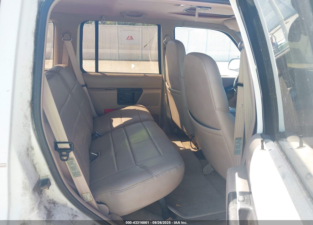 1992 FORD EXPLORER VIN: 1FMDU32X8NUA63568