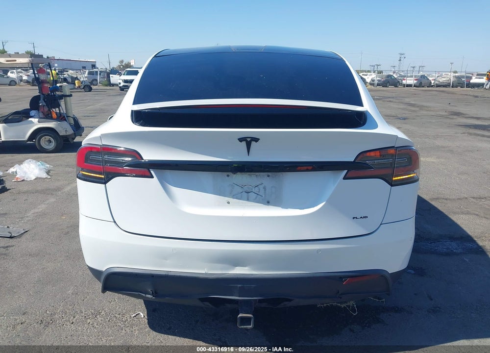 2022 TESLA MODEL X PLAID TRI MOTOR ALL-WHEEL DRIVE VIN: 7SAXCBE68NF329619
