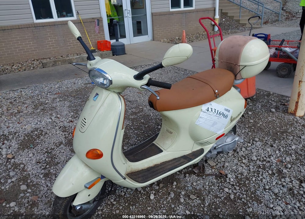 2004 VESPA M198F VIN: ZAPM198F345010783