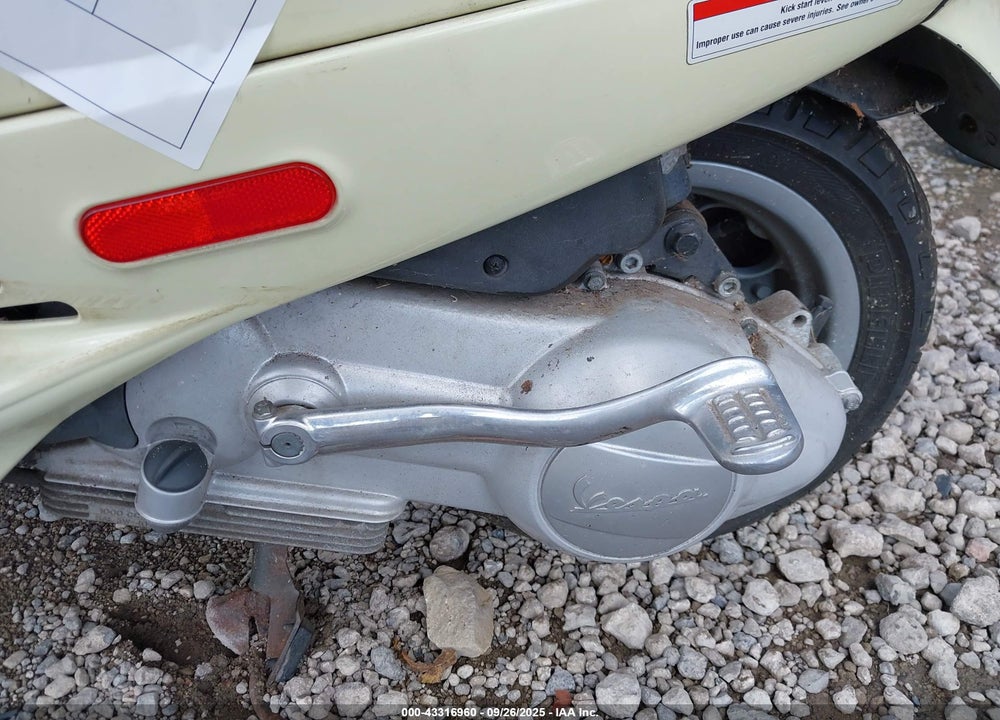 2004 VESPA M198F VIN: ZAPM198F345010783