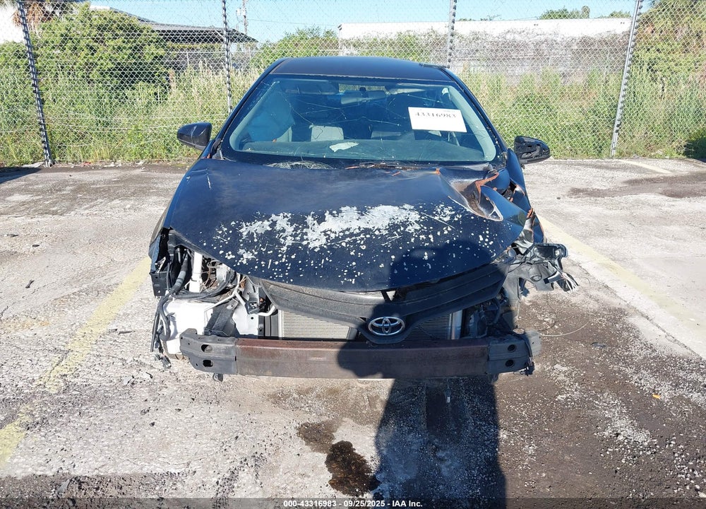 2014 TOYOTA COROLLA VIN: 2T1BURHE5EC084217
